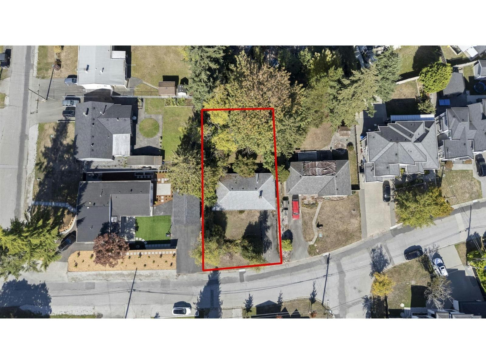 11055 80a Avenue - 2