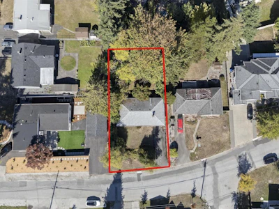 11055 80a Avenue - 2