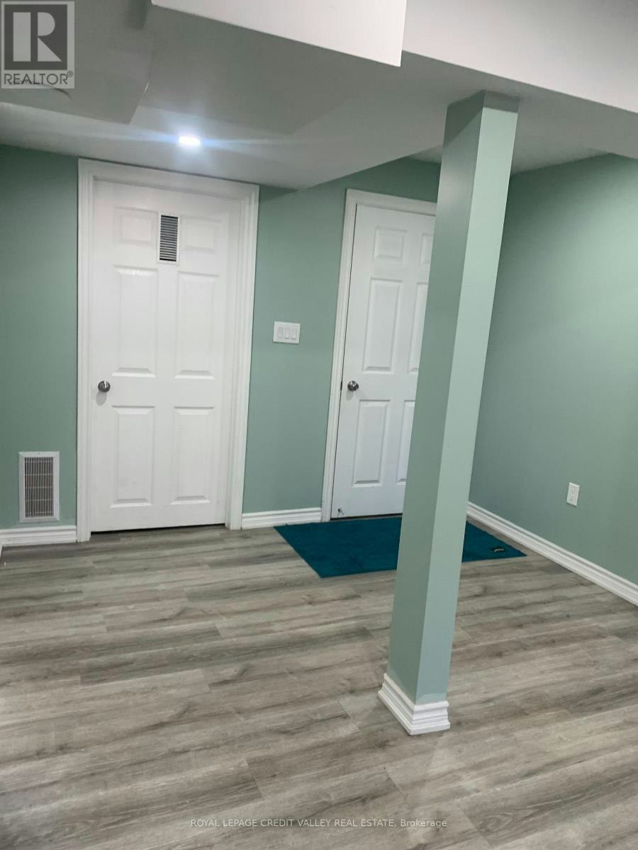 4 Bonnie Braes Drive, Brampton, ON, L6Y 0G8 - 11