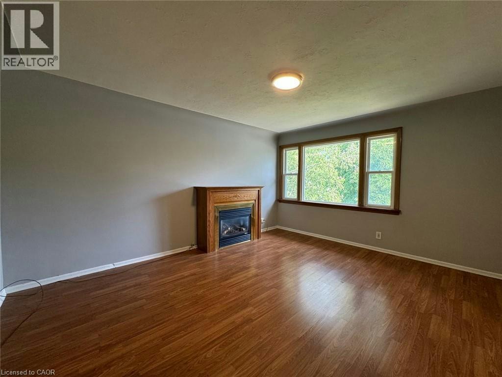 3-192 Allen Street E, Waterloo, ON, N2J 1K1 - 7