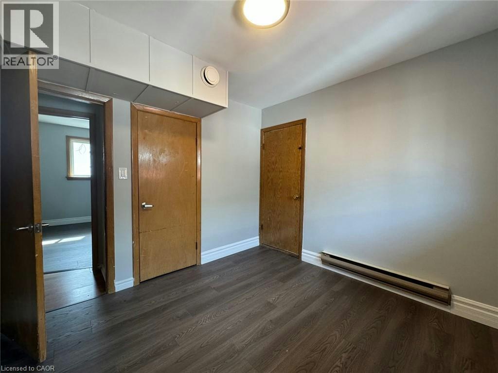 3-192 Allen Street E, Waterloo, ON, N2J 1K1 - 2