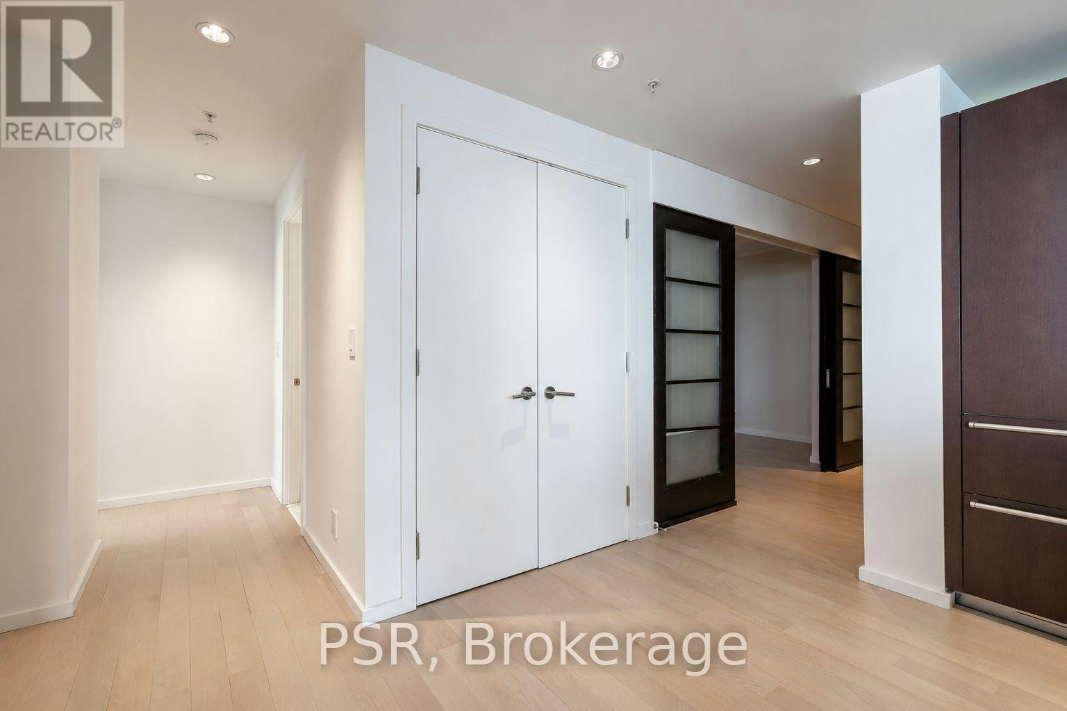 3505-180 University Avenue, Toronto, ON, M5H 0A2 - 8
