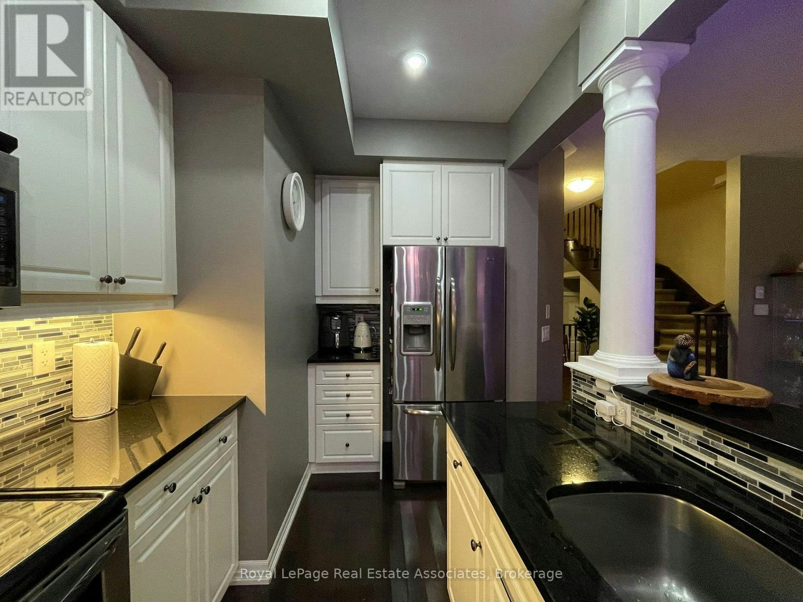 22 Forbes Terrace, Milton, ON, L9T 3X3 - 7