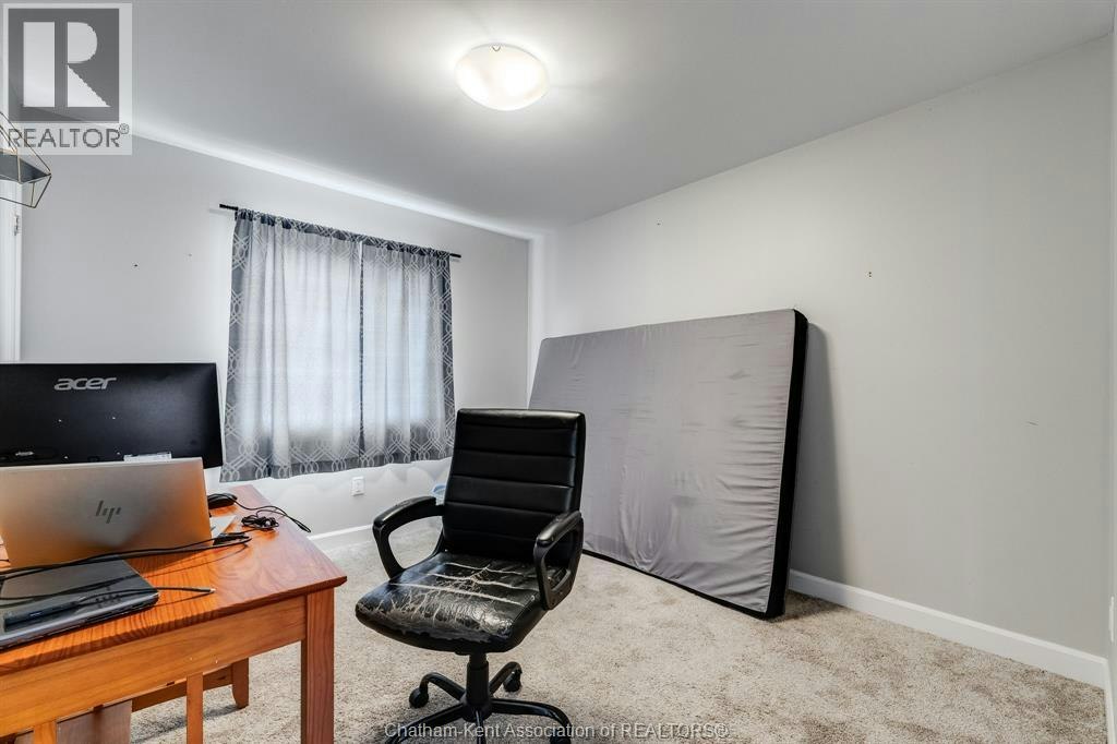215 Manning Drive, Chatham-Kent, ON, N7M 0S5 - 11