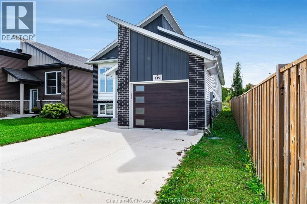 215 Manning Drive, Chatham-Kent, ON, N7M 0S5 - 15