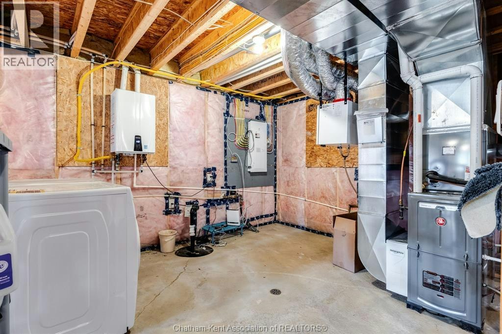 215 Manning Drive, Chatham-Kent, ON, N7M 0S5 - 14