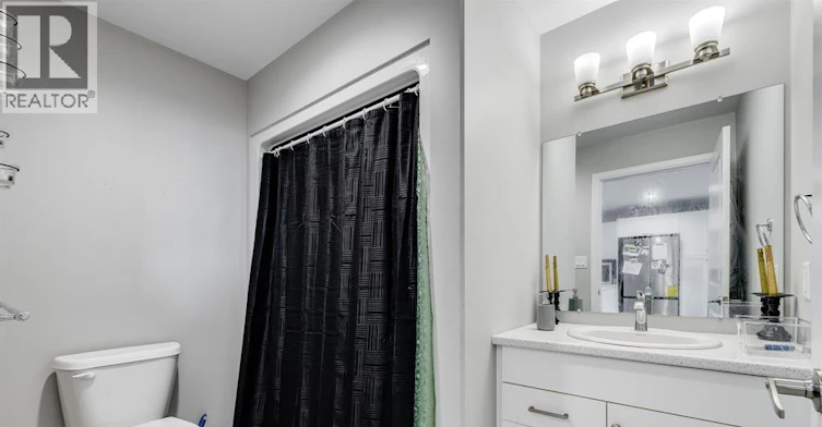 215 Manning Drive, Chatham-Kent, ON, N7M 0S5 - 10