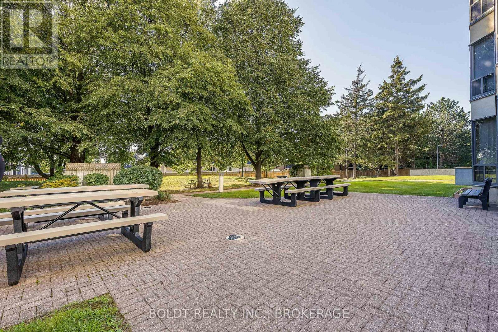 812-81 Scott Street, St. Catharines, ON, L2N 7L5 - 44