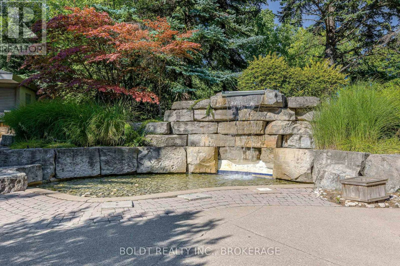 812-81 Scott Street, St. Catharines, ON, L2N 7L5 - 42