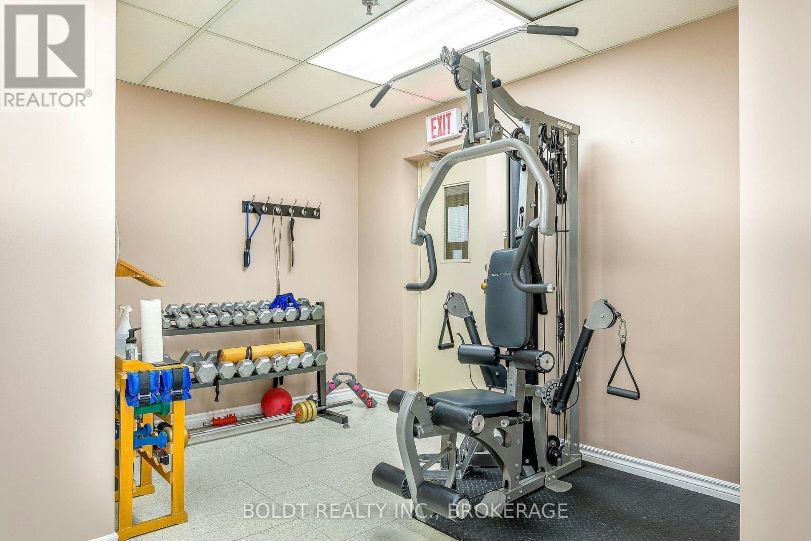 812-81 Scott Street, St. Catharines, ON, L2N 7L5 - 32