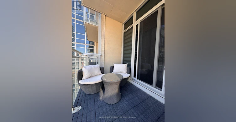809-21 Grand Magazine Street, Toronto, ON, M5V 1B5 - 13