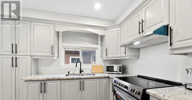 MAIN-3385 Morningstar Drive, Mississauga, ON, L4T 1X6 - 10