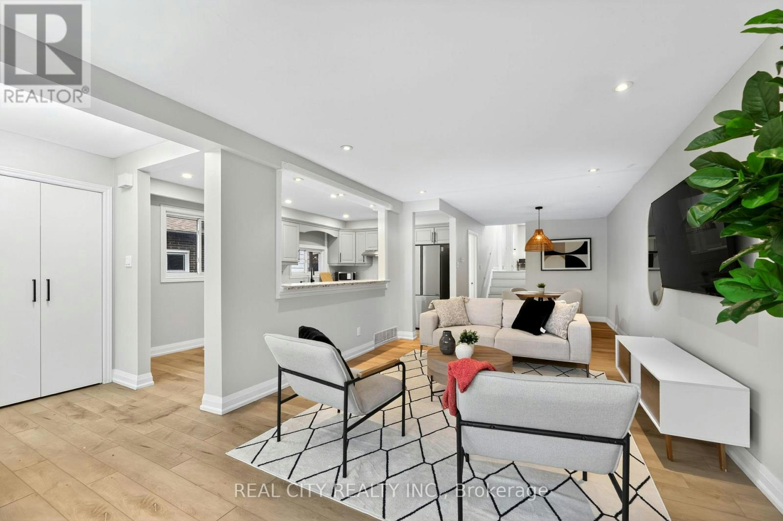 MAIN-3385 Morningstar Drive, Mississauga, ON, L4T 1X6 - 5
