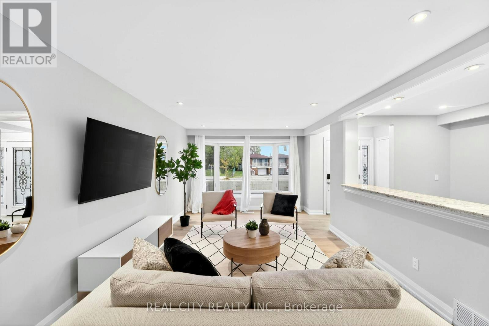 MAIN-3385 Morningstar Drive, Mississauga, ON, L4T 1X6 - 4