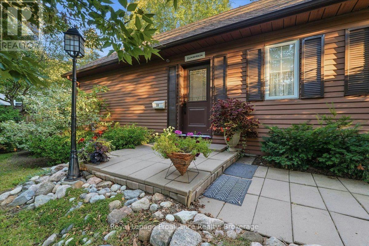 33 Lesley Drive, Belleville, ON, K8N 4G2