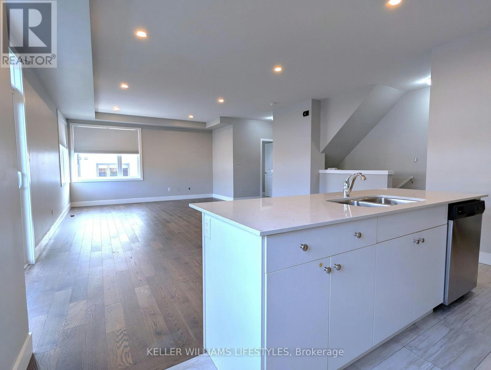 25-2070 Meadowgate Boulevard, London, ON, N6M 0H5 - 9