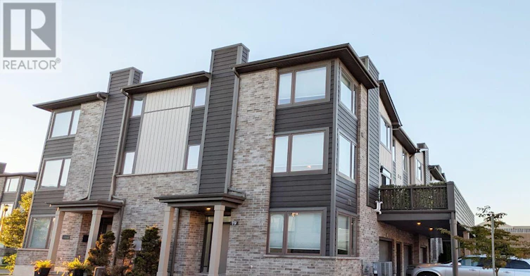 25-2070 Meadowgate Boulevard, London, ON, N6M 0H5