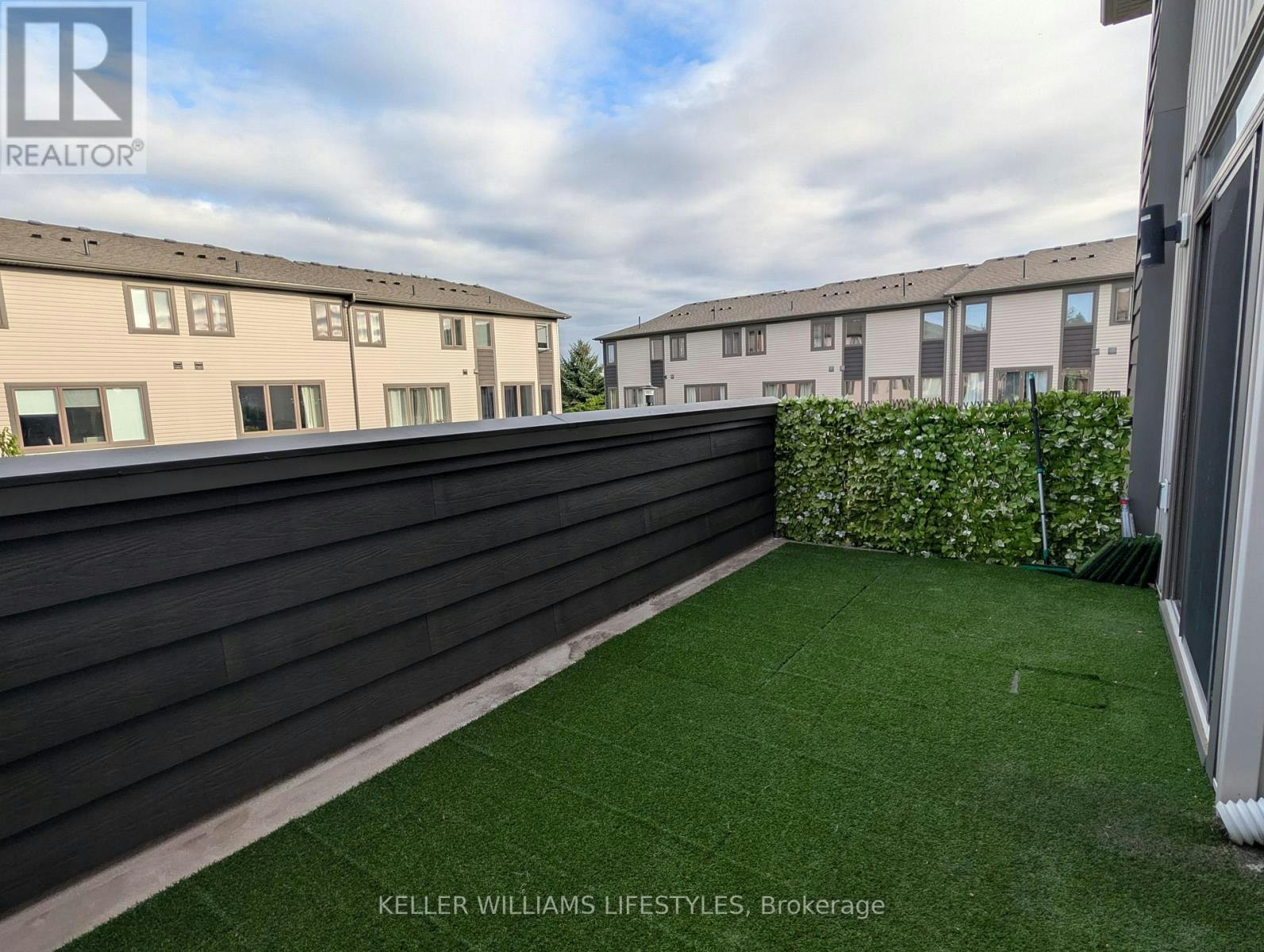 25-2070 Meadowgate Boulevard, London, ON, N6M 0H5 - 11