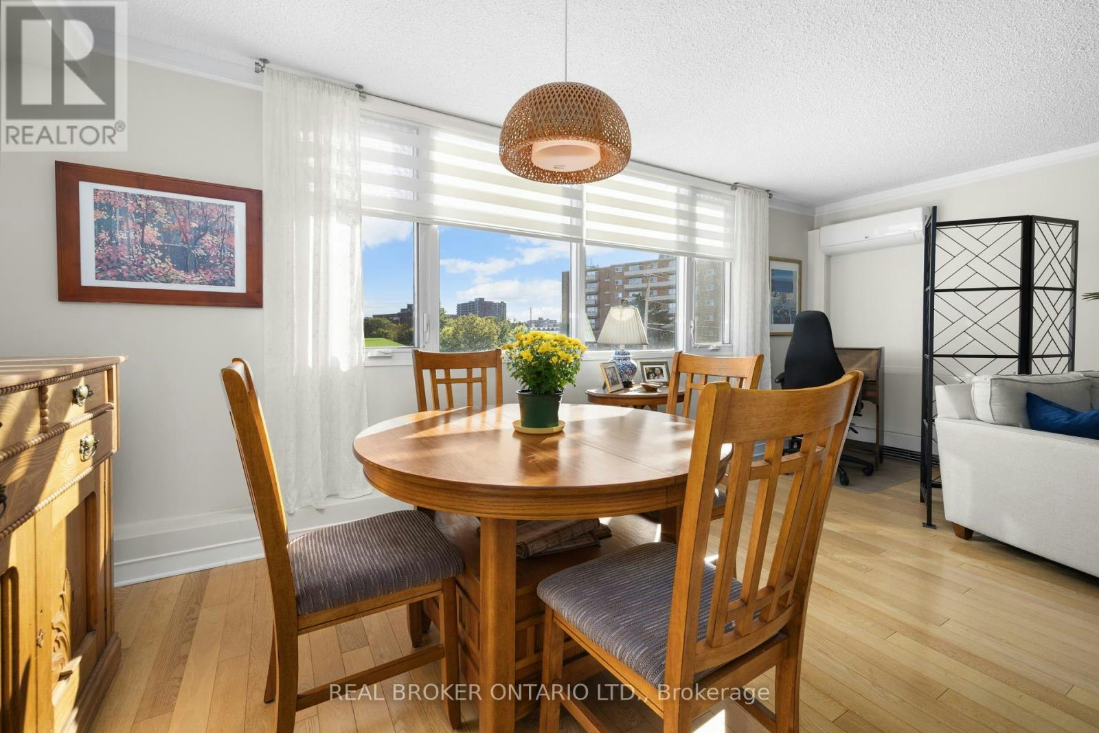 205-2625 Regina Street, Ottawa, ON, K2B 5W8 - 10