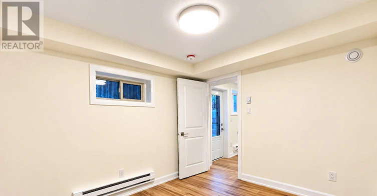 B-18 Harris Place, Ottawa, ON, K2G 2P2 - 8