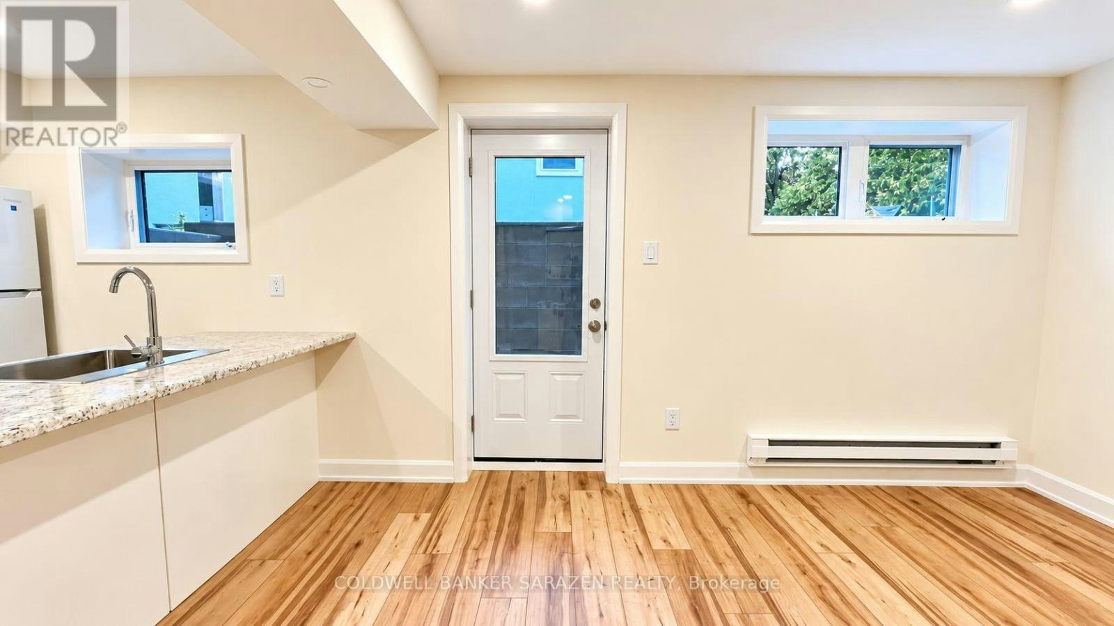 A-18 Harris Place, Ottawa, ON, K2G 2P2 - 2
