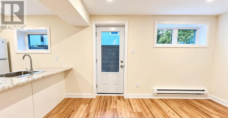 A-18 Harris Place, Ottawa, ON, K2G 2P2 - 2