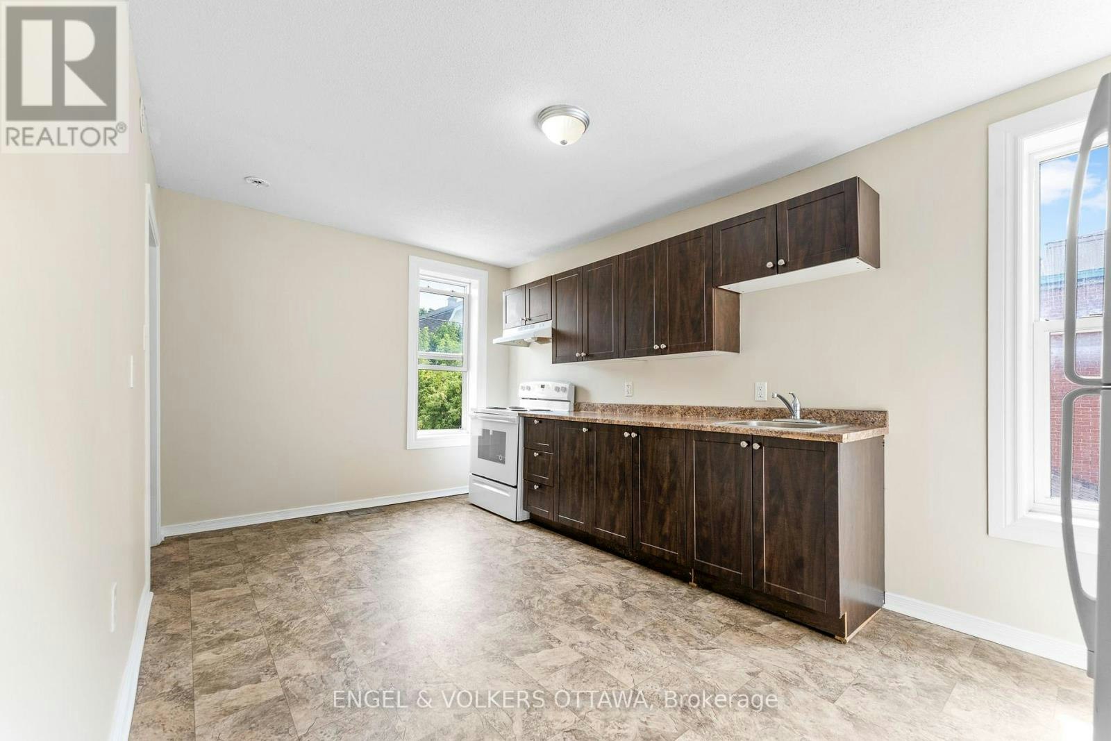 1-502 Gladstone Avenue, Ottawa, ON, K1R 5P1 - 9