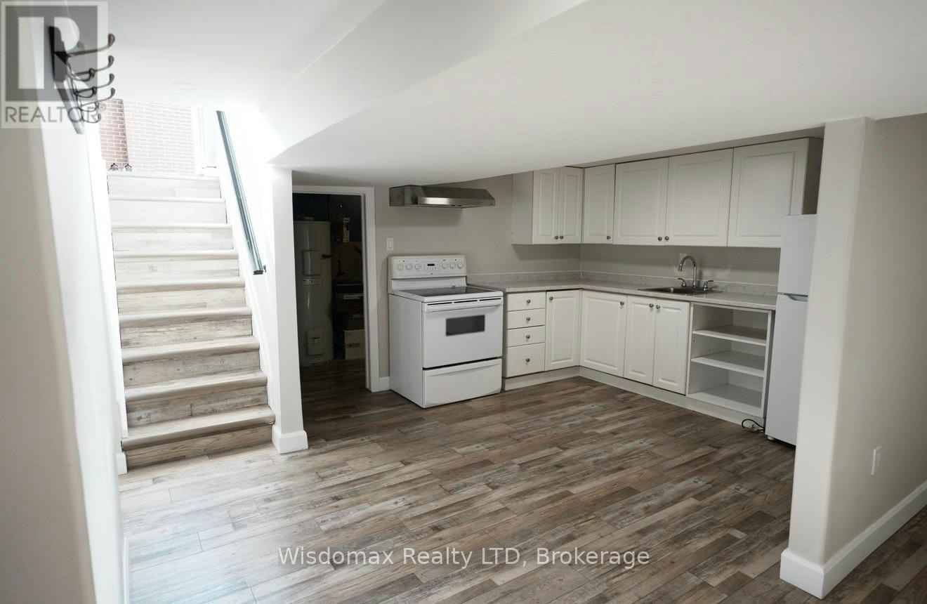54 Weller Avenue, Kingston, ON, K7K 2T3 - 2
