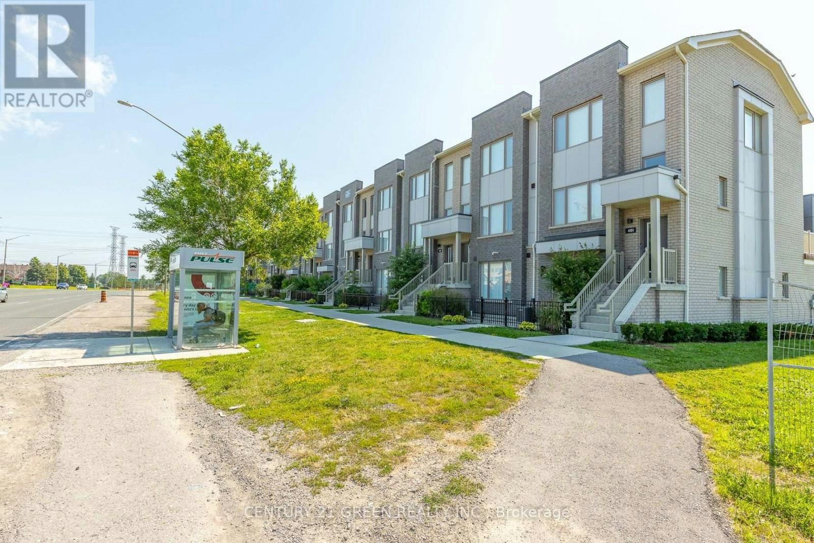 406-1525 Kingston Road, Pickering, ON, L1V 0E9 - 3