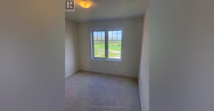 72 Sandhill Crane Drive, Wasaga Beach, ON, L9Z 0K3 - 12