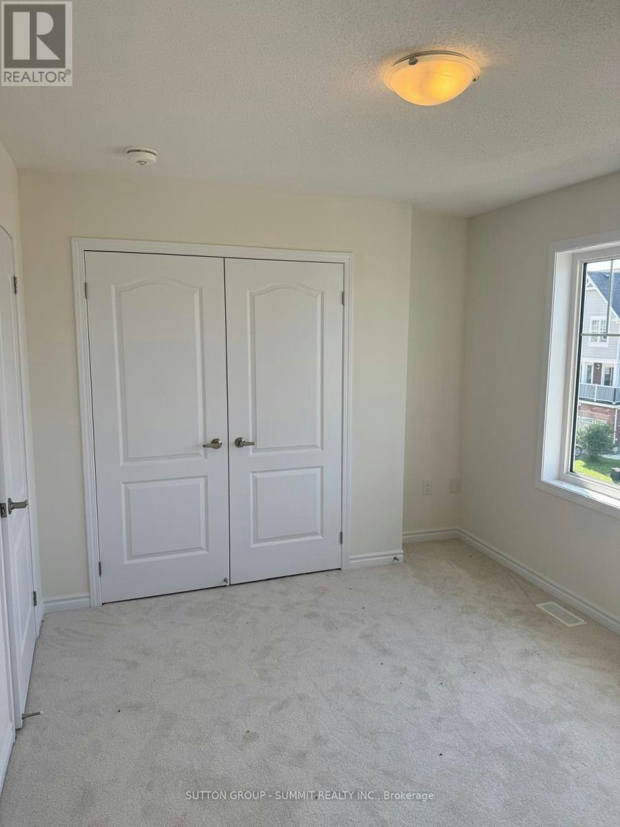 72 Sandhill Crane Drive, Wasaga Beach, ON, L9Z 0K3 - 2