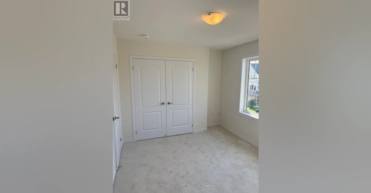 72 Sandhill Crane Drive, Wasaga Beach, ON, L9Z 0K3 - 2