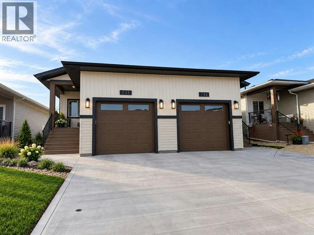 60 Gray Close, Red Deer County, AB, T4S 0W4