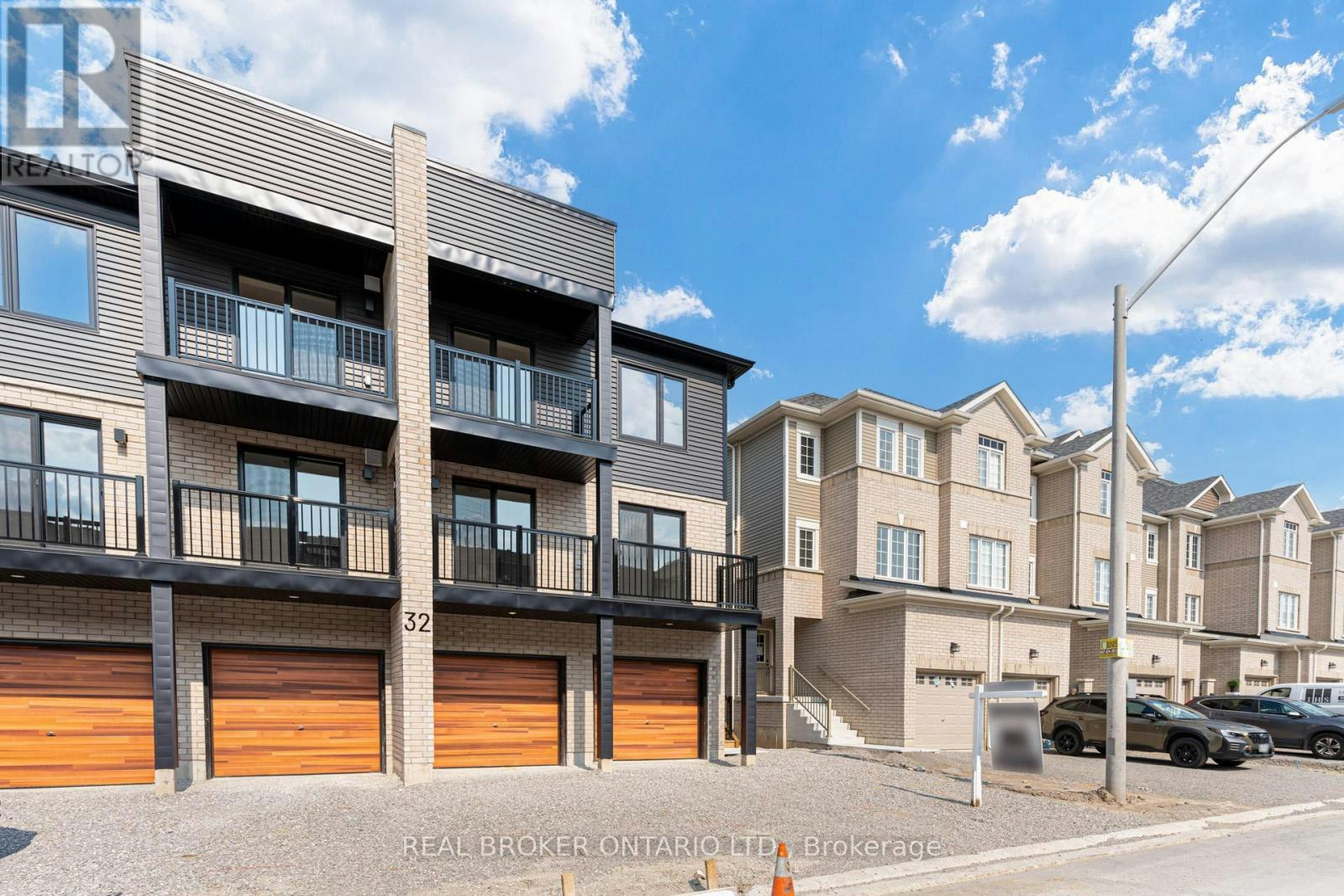 6-32 Wagon Lane N, Barrie, ON, L9J 0T7 - 4