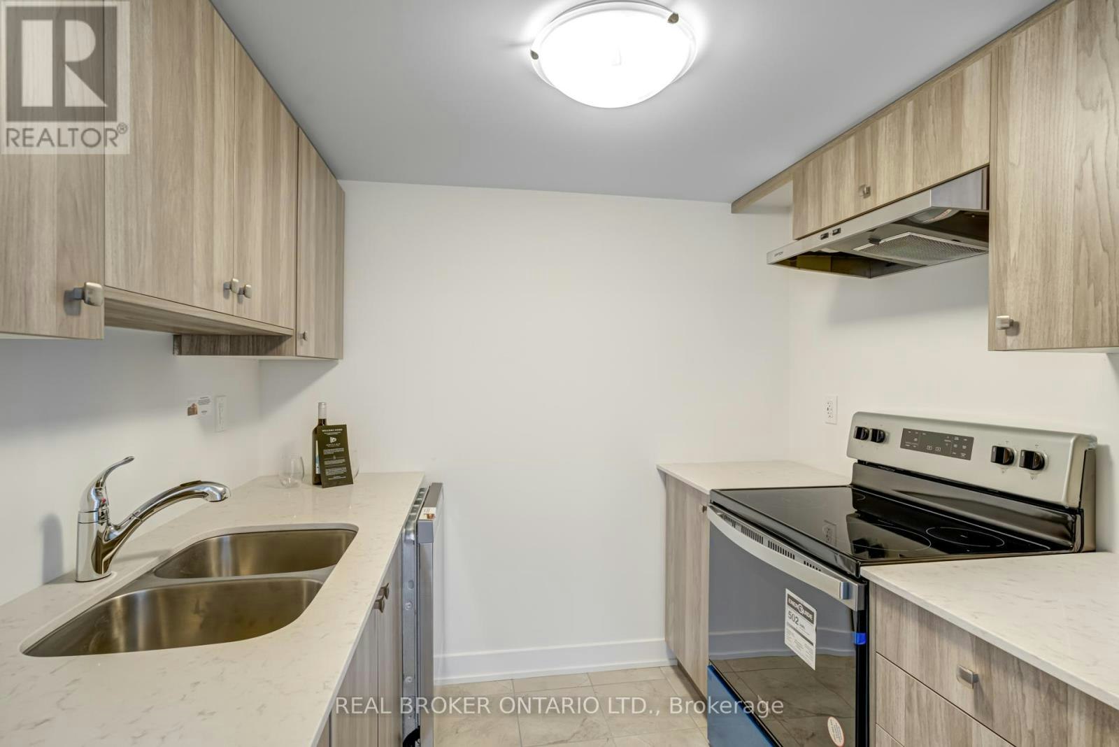 6-32 Wagon Lane N, Barrie, ON, L9J 0T7 - 20