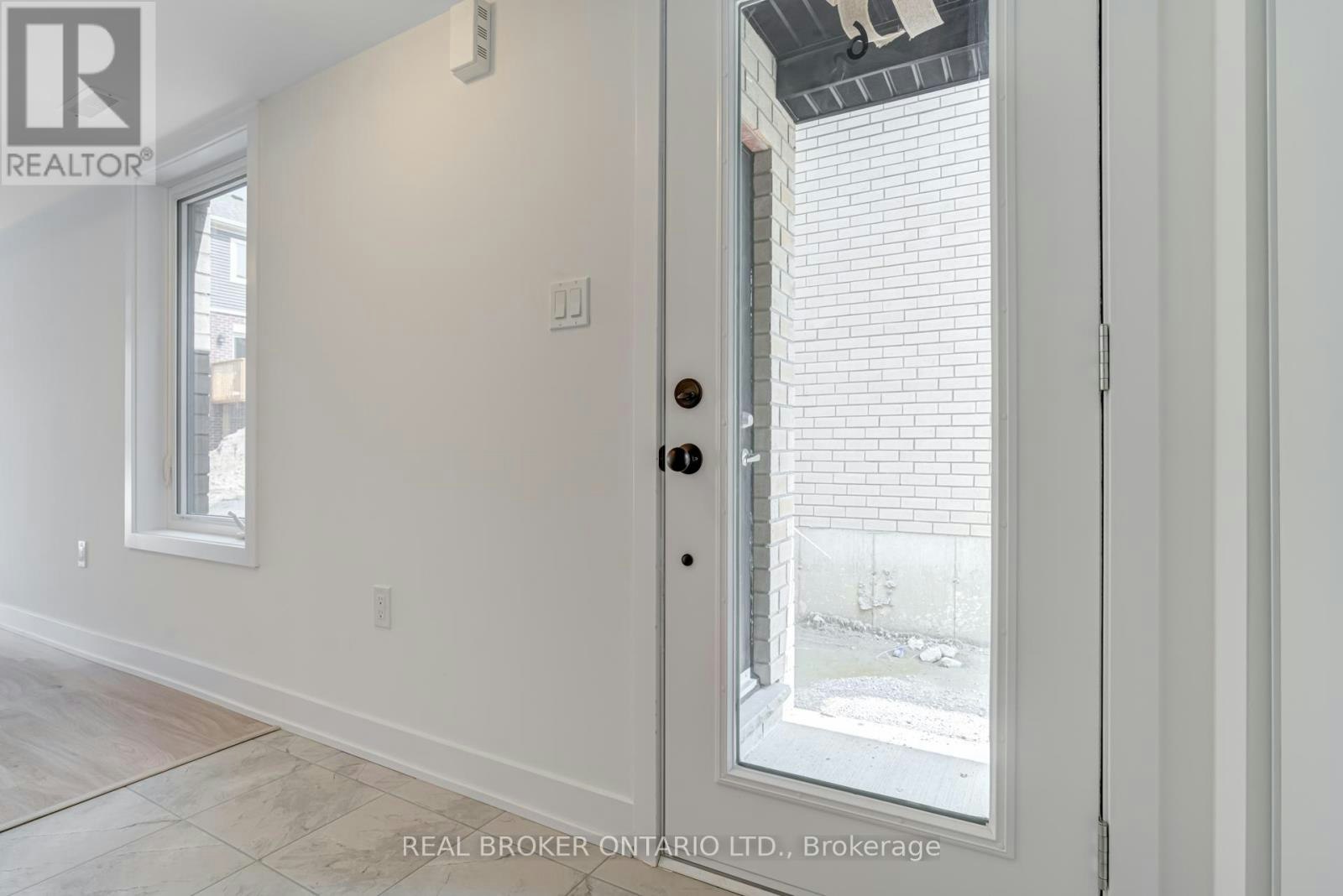 6-32 Wagon Lane N, Barrie, ON, L9J 0T7 - 9