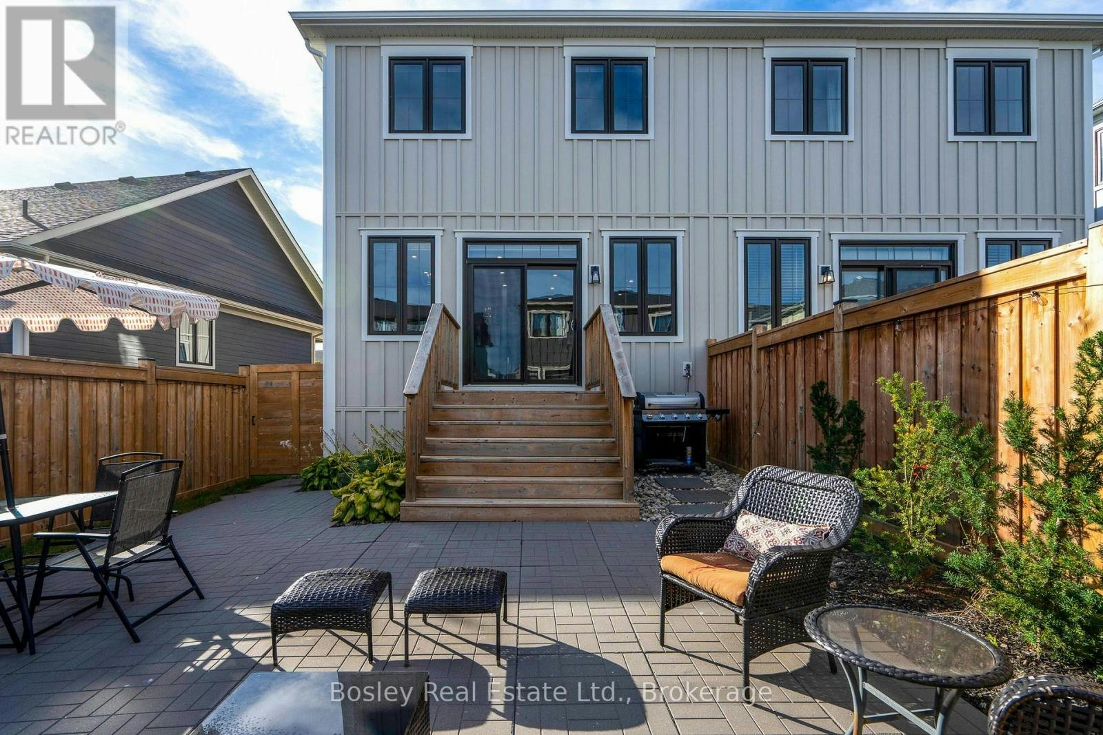 207 Courtland Street, Blue Mountains, ON, L9Y 4E2 - 24