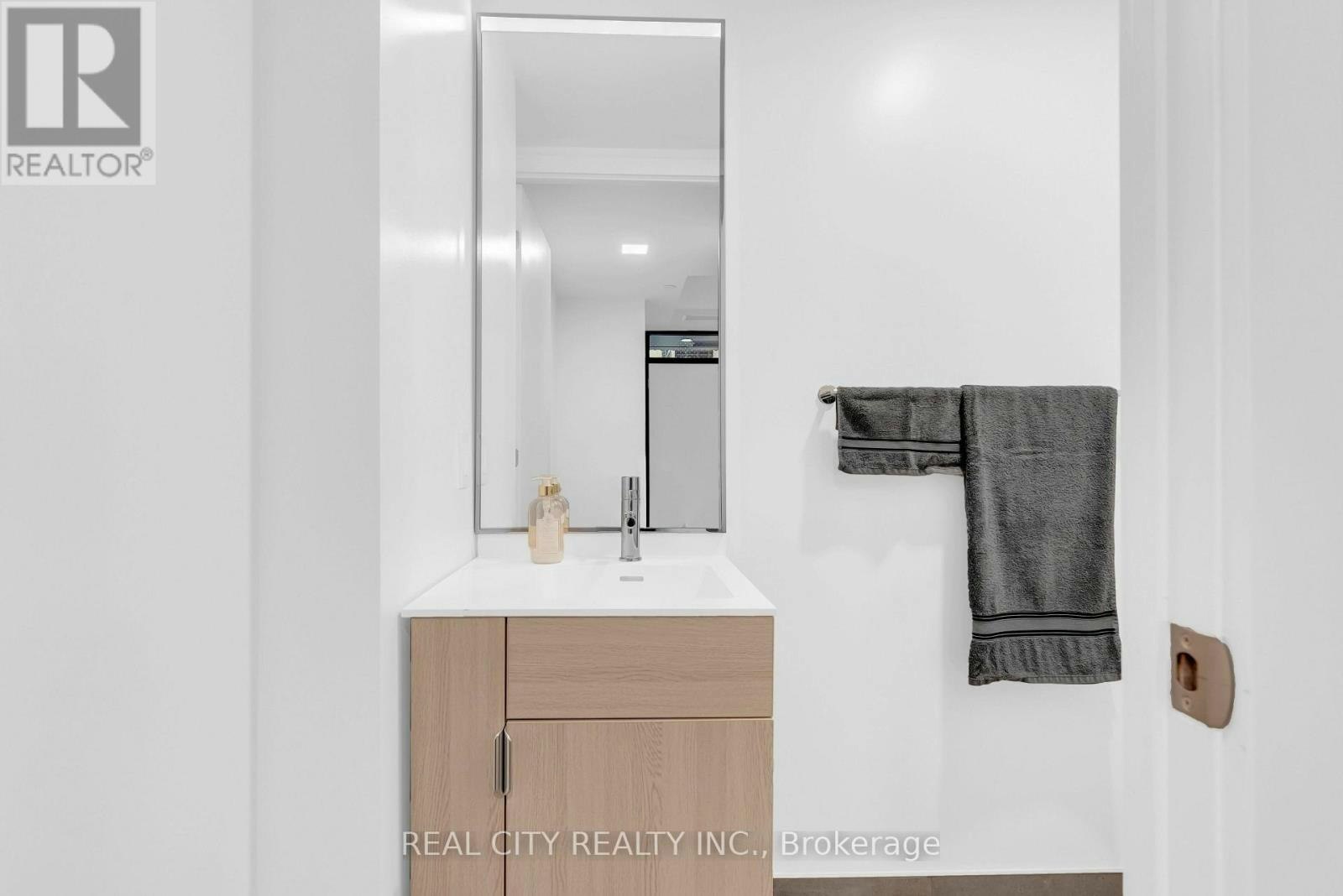 TH114-28 Eastern Avenue, Toronto, ON, M5A 1H5 - 18