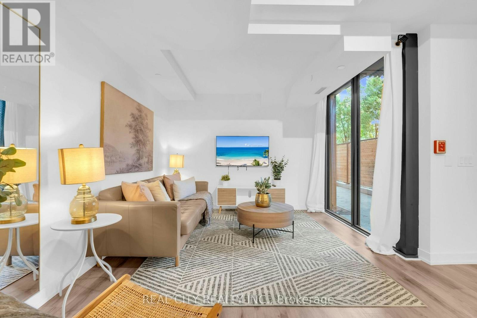 TH114-28 Eastern Avenue, Toronto, ON, M5A 1H5 - 9