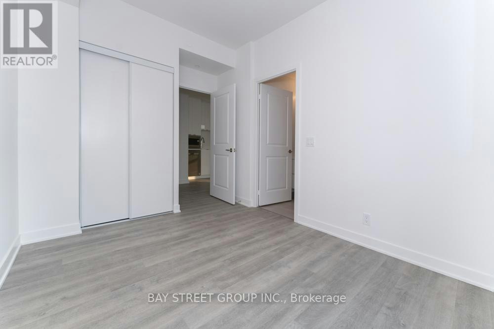 B-1005 50 Upper Mall Way S, Vaughan, ON, L4J 0L8 - 18