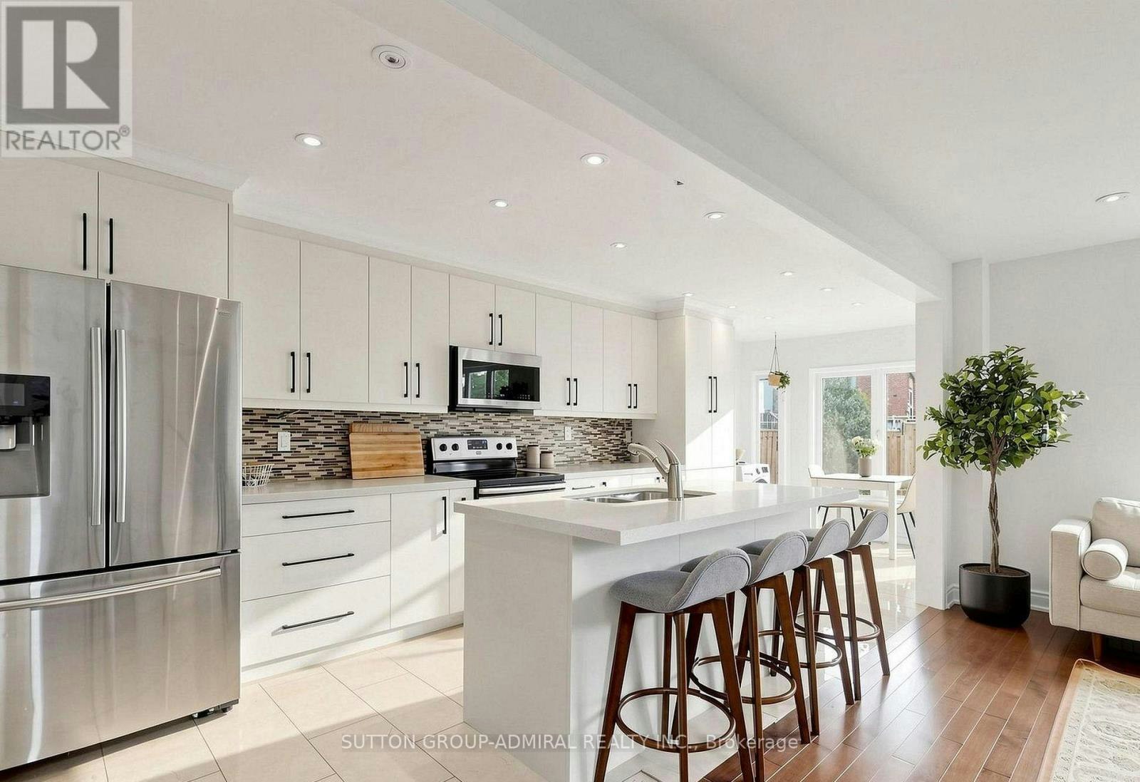 64 Leno Mills Avenue, Richmond Hill, ON, L4S 1C3 - 7