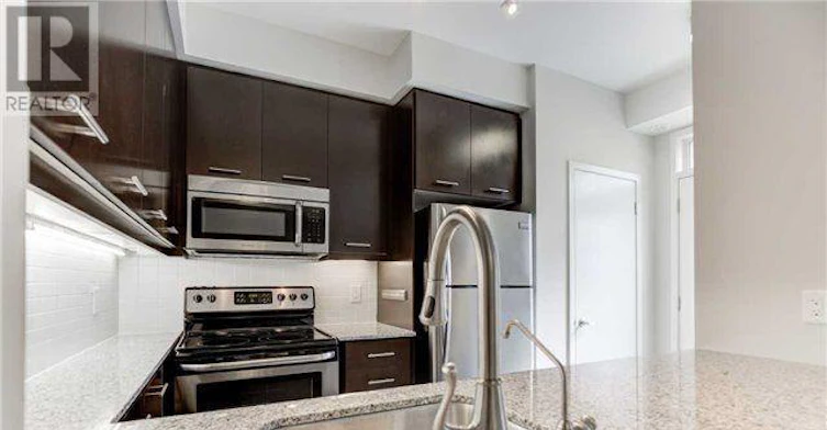 27 R1-370 Square One Drive, Mississauga, ON, L5B 0E6 - 3