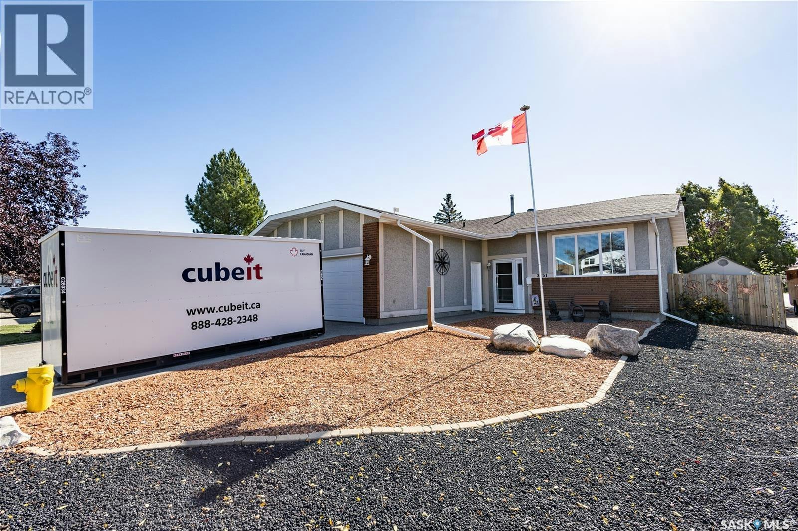 3251 Gould Bay E, Regina, SK, S4N 6Z8