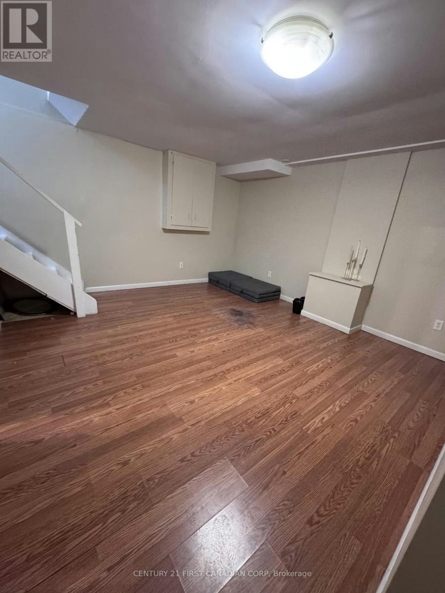 21 Denlaw Road, London, ON, N6G 3L3 - 19