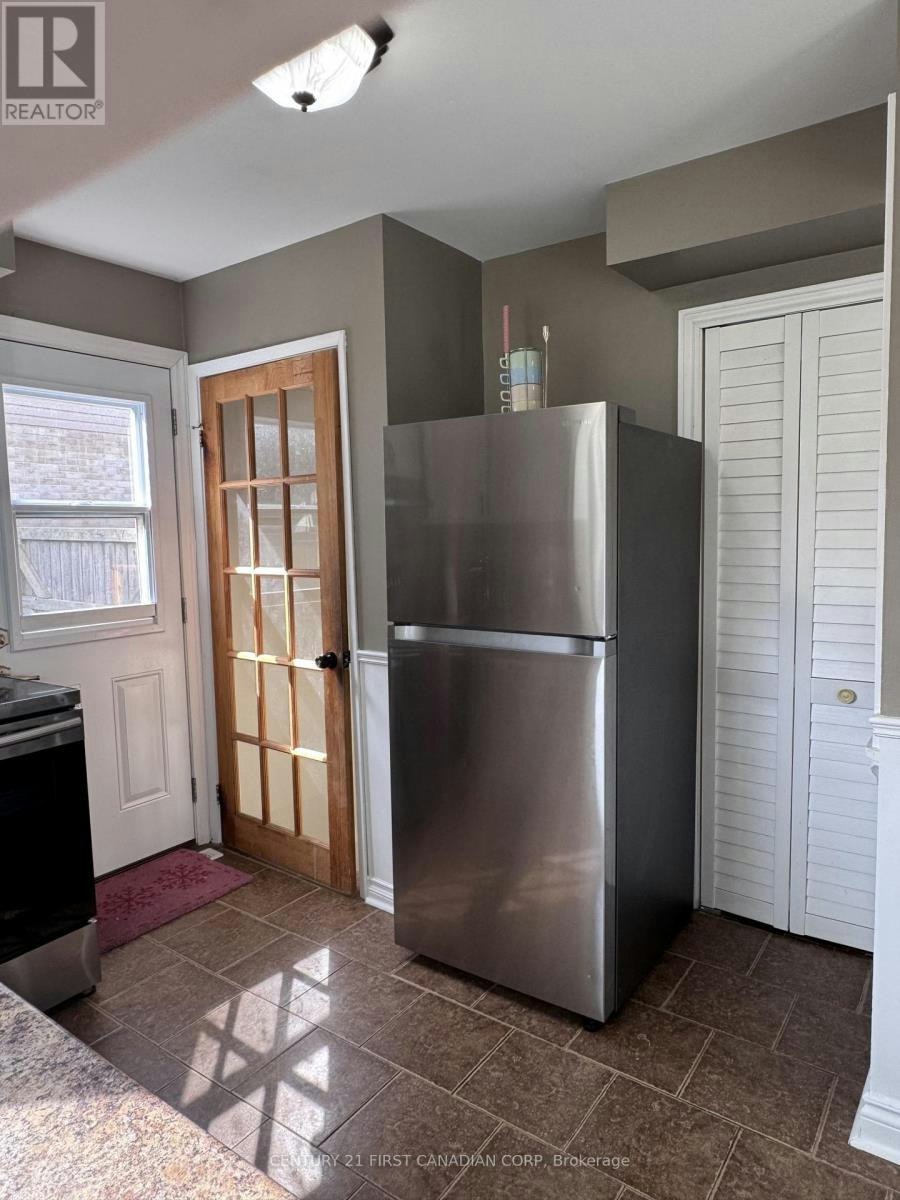 21 Denlaw Road, London, ON, N6G 3L3 - 12