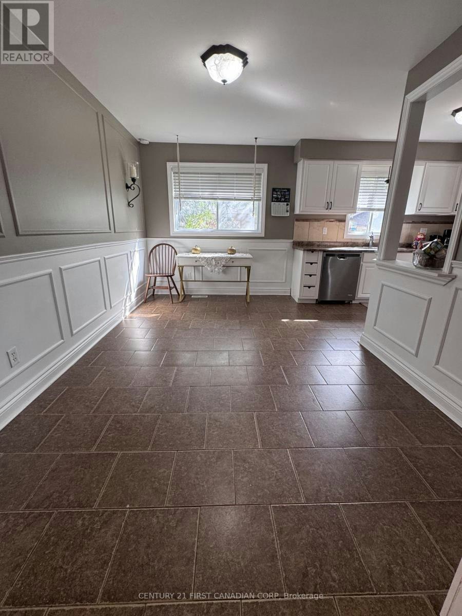 21 Denlaw Road, London, ON, N6G 3L3 - 7