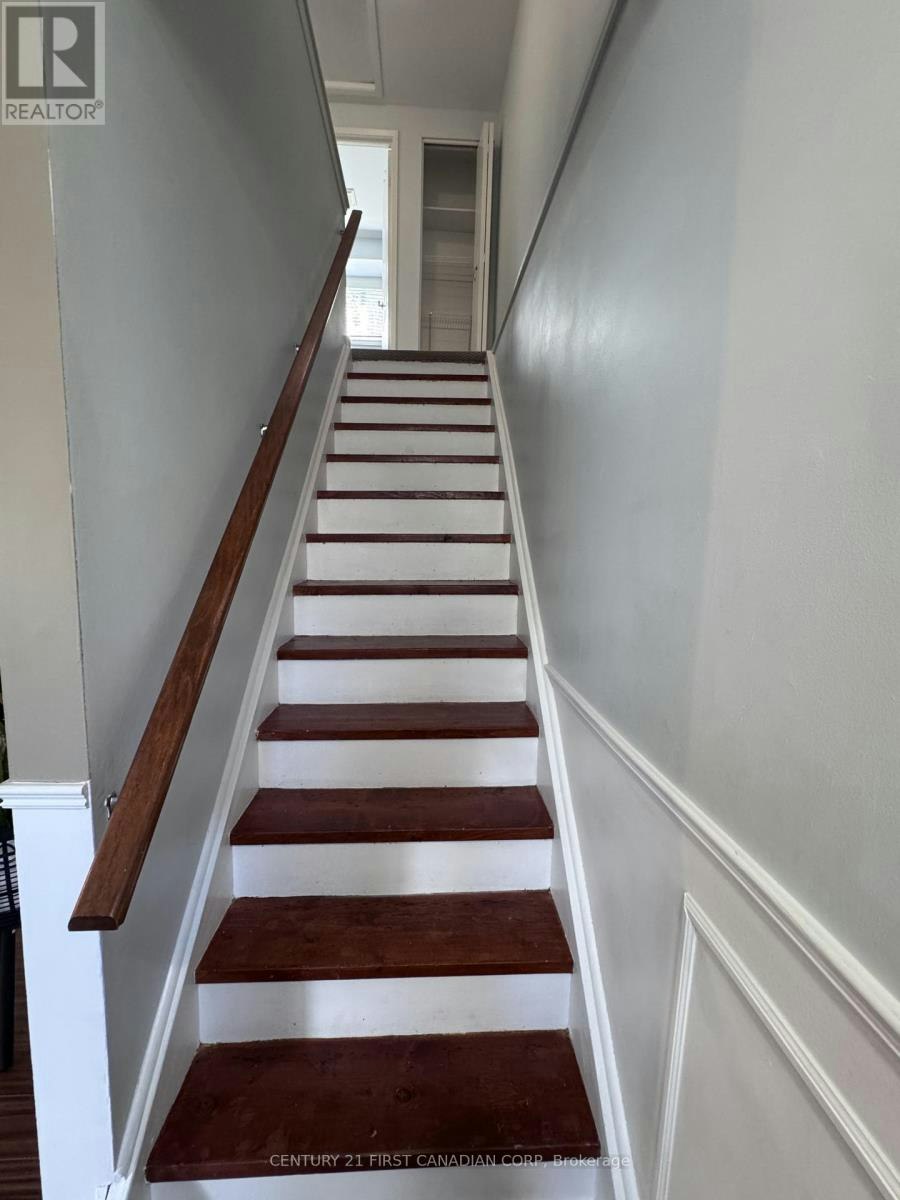 21 Denlaw Road, London, ON, N6G 3L3 - 13