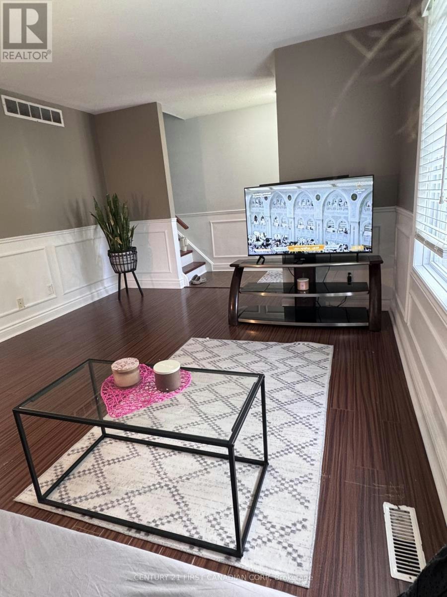 21 Denlaw Road, London, ON, N6G 3L3 - 4