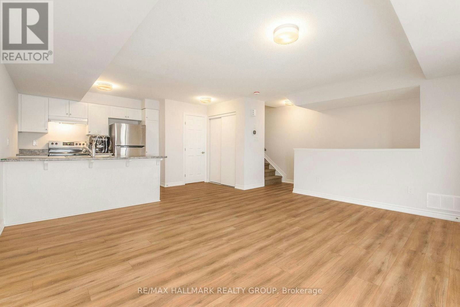 300 Zenith Private, Ottawa, ON, K2J 6N2 - 4