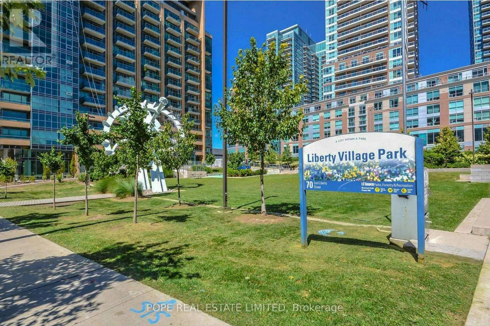 616-85 Liberty Street EAST, Toronto, ON, M6K 3R4 - 2